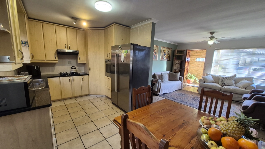3 Bedroom Property for Sale in Strand South Western Cape